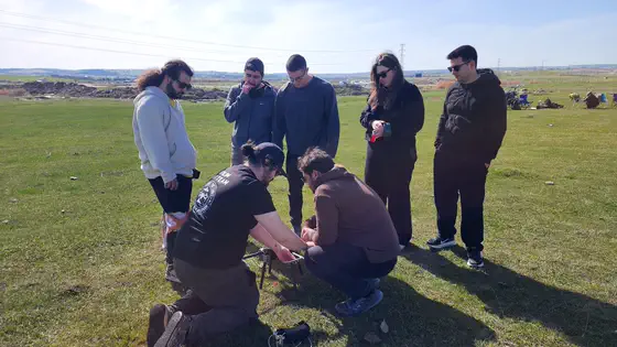 Hands on the airframe